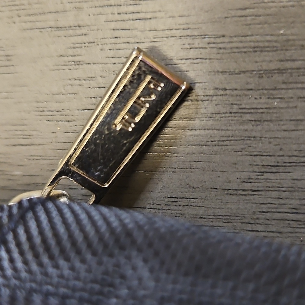 Tumi For Delta Black Travel Pouch - Picture 10 of 10